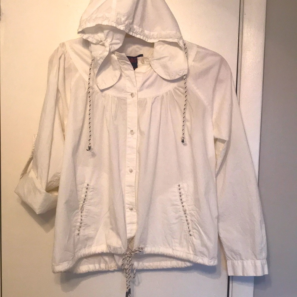 Maple Lightweight Removable Hooded Jacket